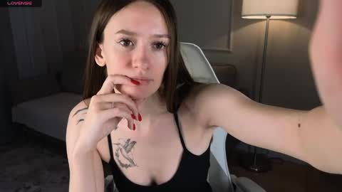 Snapshot of cutie_naughty_girl chatting on 05/22/26, 04:19 Kate online show from 05/22/26, 04:19