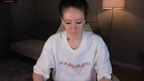 Snapshot of cutie_naughty_girl chatting on 06/10/26, 08:13 Kate online show from 06/10/26, 08:13