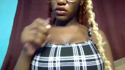 CUTIE online show from 05/01/26, 07:57