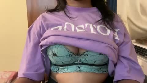 Snapshot of cutie_ruhi chatting on 06/23/26, 09:51 Ruhii online show from 06/23/26, 09:51