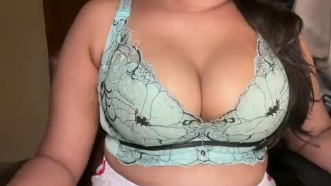 Snapshot of cutie_ruhi chatting on 07/04/26, 09:10 Ruhii online show from 07/04/26, 09:10