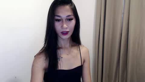 Urlover Steph online show from 06/07/26, 12:48