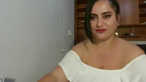 Ami online show from 09/19/25, 12:12