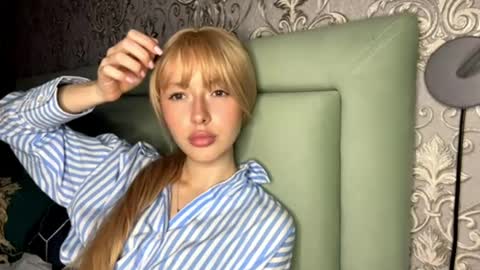 Vanessa online show from 04/19/26, 06:10