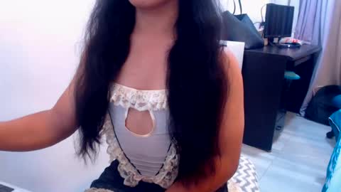 Snapshot of cutiefox18 chatting on 08/09/26, 01:49 cutie jaira online show from 08/09/26, 01:49