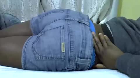 Snapshot of cutiehanish4 chatting on 11/22/25, 02:32 cutiehanish4 online show from 11/22/25, 02:32