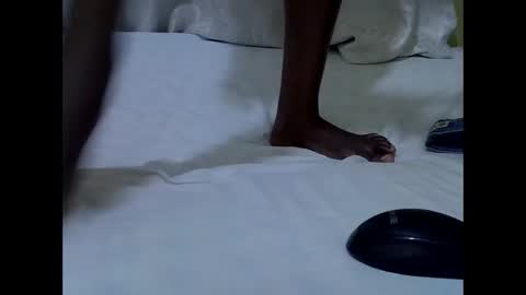 Snapshot of cutiehanish4 chatting on 11/22/25, 05:12 cutiehanish4 online show from 11/22/25, 05:12