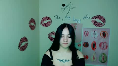 Emma online show from 03/29/26, 12:16