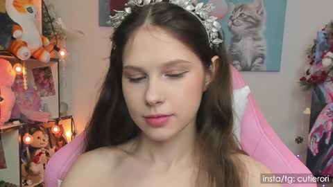 Snapshot of cutierori chatting on 01/13/25, 07:11 Rori  Instagram cutierori  online show from 01/13/25, 07:11