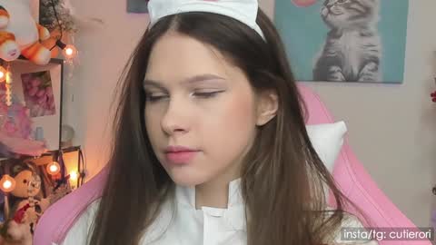 Snapshot of cutierori chatting on 01/23/25, 04:09 Rori  Instagram cutierori  online show from 01/23/25, 04:09