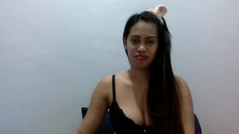 CutieTrina online show from 12/19/24, 10:21