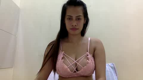 CutieTrina online show from 01/04/25, 04:00