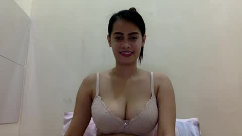 CutieTrina online show from 01/16/25, 03:56