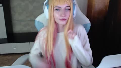 Snapshot of cutti_crystal chatting on 02/17/26, 03:14 Cutti Crystal online show from 02/17/26, 03:14