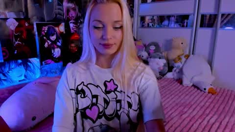 Nora online show from 11/09/25, 09:24