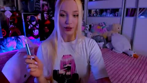 Nora online show from 03/25/26, 09:21