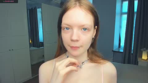 Snapshot of cuty_petite chatting on 06/30/26, 05:41 Anne online show from 06/30/26, 05:41