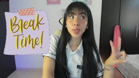 Snapshot of cyber_lizz chatting on 07/28/26, 10:42 Liz online show from 07/28/26, 10:42