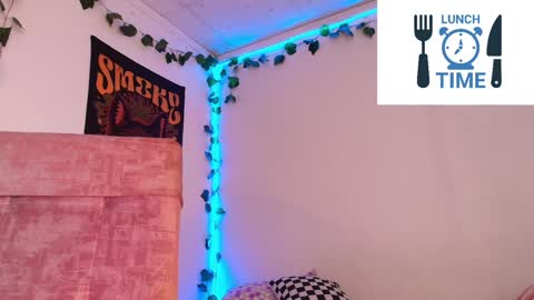 Camila online show from 12/18/24, 08:03