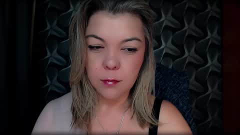 Full time mean bitch. online show from 12/05/25, 02:42