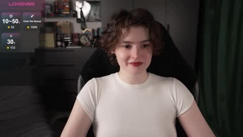 Helen Blossom online show from 03/28/26, 01:54