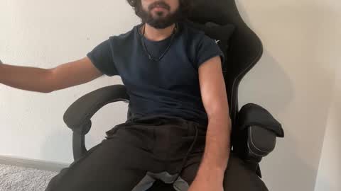 Cylus X online show from 04/22/26, 10:11