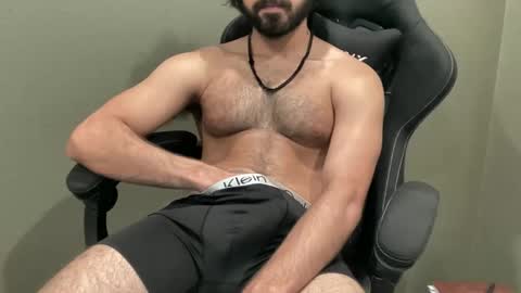 Cylus X online show from 06/03/26, 06:27