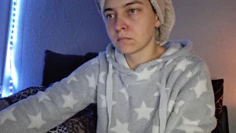 Cyndee Winter online show from 12/08/24, 08:04