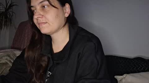 Cyndee Winter online show from 10/16/25, 06:09