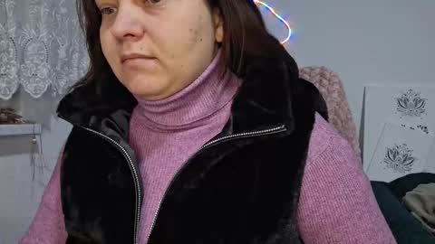 Cyndee Winter online show from 02/02/26, 06:06