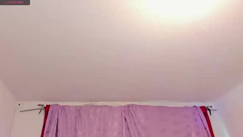 Snapshot of cynthiawatson_ chatting on 09/08/25, 02:16 Cynthia online show from 09/08/25, 02:16