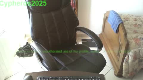 Chris online show from 10/15/25, 09:20