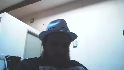 Cyrilhot88 online show from 04/24/26, 09:56