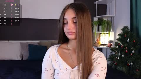 Snapshot of czamabech chatting on 01/10/25, 01:10 Isabella online show from 01/10/25, 01:10