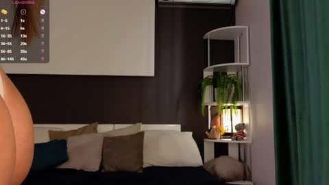 Snapshot of czamabech chatting on 01/22/25, 07:14 Isabella online show from 01/22/25, 07:14