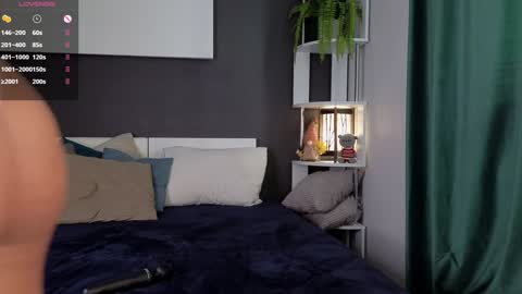 Snapshot of czamabech chatting on 01/31/25, 04:58 Isabella online show from 01/31/25, 04:58