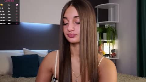 Snapshot of czamabech chatting on 02/15/25, 01:10 Isabella online show from 02/15/25, 01:10