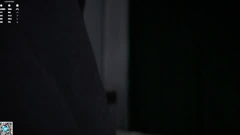 Snapshot of czamabech chatting on 11/06/25, 01:06 Isabella online show from 11/06/25, 01:06