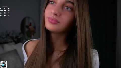 Snapshot of czamabech chatting on 12/15/25, 01:10 Isabella online show from 12/15/25, 01:10