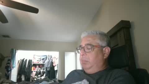 czar1974 online show from 10/12/25, 08:52