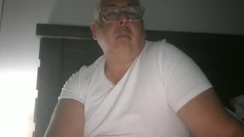 Snapshot of czar1974 chatting on 06/12/26, 03:49 czar1974 online show from 06/12/26, 03:49