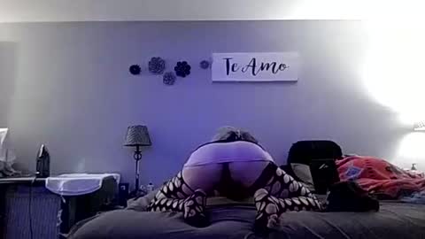 IMA PUT IT ON YA SHOULDER SO U CAN THINK ABOUT IT online show from 10/08/25, 11:19