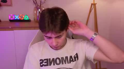 Diss online show from 03/06/26, 03:41