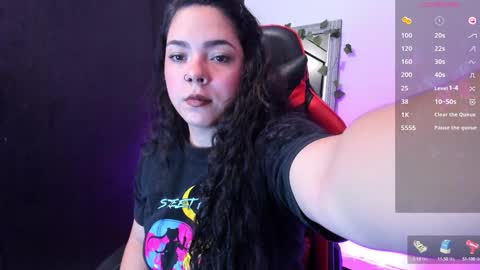 Snapshot of d4rklover2024 chatting on 01/19/25, 05:05 Anna modelo independiente online show from 01/19/25, 05:05