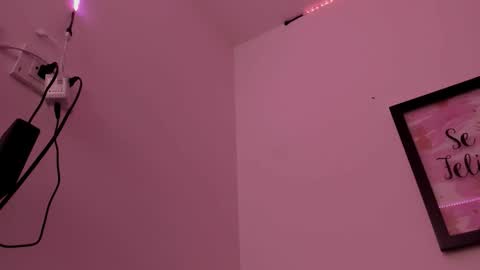 darling online show from 12/01/25, 07:24