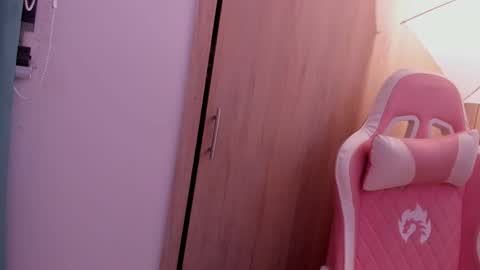 darling online show from 02/21/26, 09:43