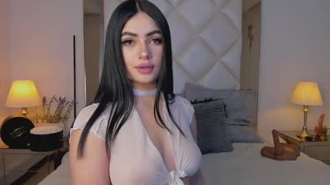 Snapshot of d_kimrouse_h chatting on 02/06/25, 03:59 Kim online show from 02/06/25, 03:59