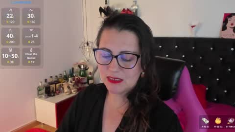 Mia  online show from 03/10/25, 08:23