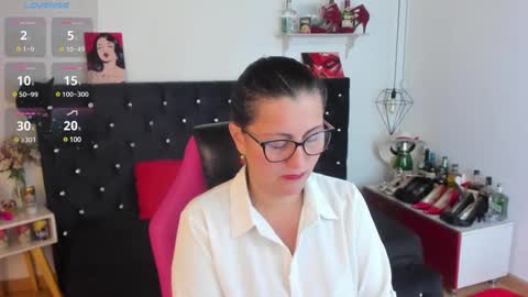 Mia  online show from 03/12/25, 12:26