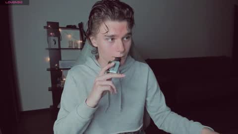 Daren online show from 09/19/25, 04:18